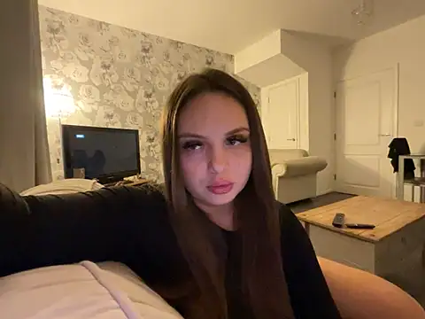 Snapshot of ellmaixo chatting on 04/10/26, 11:09 ellmaixo online show from 04/10/26, 11:09