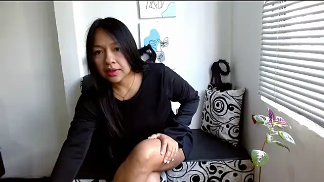 Snapshot of alisonnturbay chatting on 05/13/26, 02:14 alisonnturbay online show from 05/13/26, 02:14