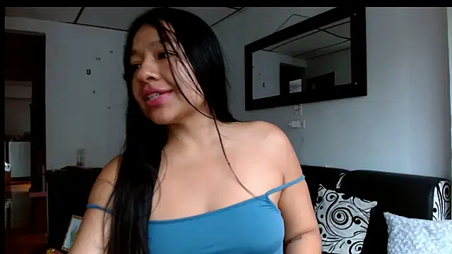 Snapshot of alisonnturbay chatting on 07/08/26, 02:21 alisonnturbay online show from 07/08/26, 02:21