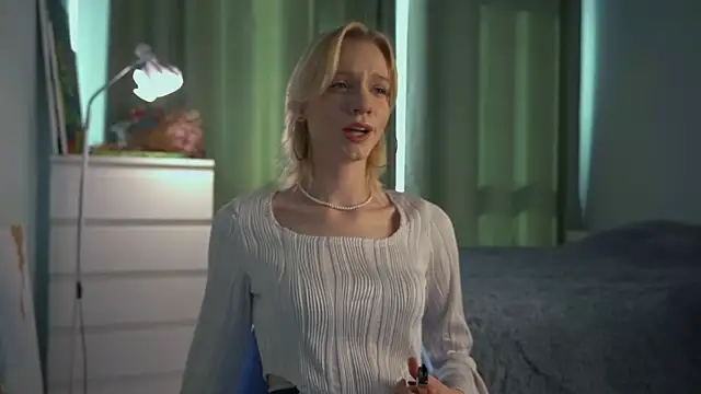 GildaThurgood online show from 04/14/26, 04:07