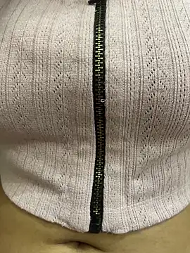 Snapshot of shanayacpl chatting on 04/21/26, 06:01 shanayacpl online show from 04/21/26, 06:01