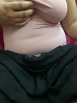 Snapshot of shanayacpl chatting on 04/24/26, 04:09 shanayacpl online show from 04/24/26, 04:09