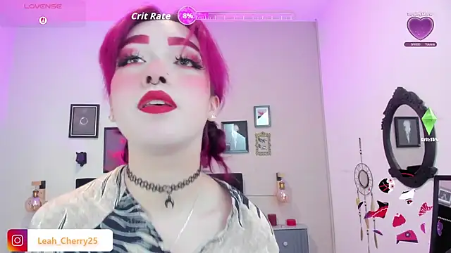 Snapshot of Leah_cherry chatting on 06/23/26, 09:57 Leah cherry online show from 06/23/26, 09:57