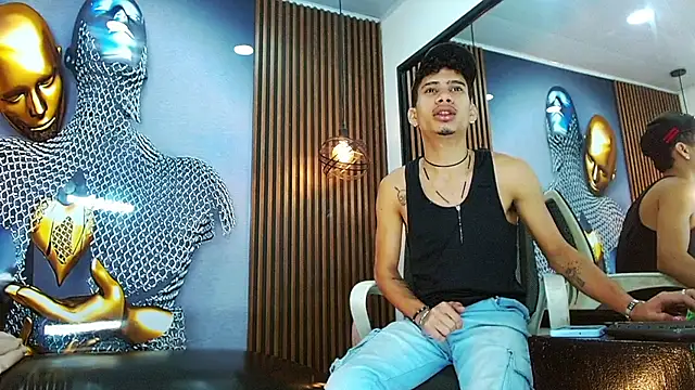 Snapshot of Skinny_cute_Alyer chatting on 05/13/26, 01:58 Skinny cute Alyer online show from 05/13/26, 01:58