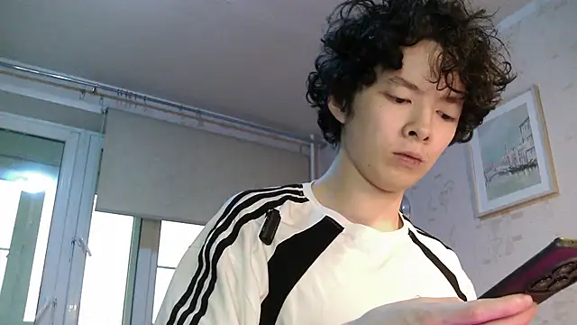 Miklaxyk online show from 05/13/26, 01:36