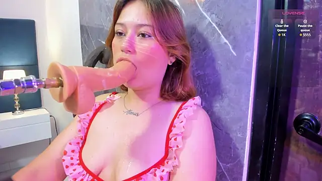 Snapshot of iza_grey chatting on 06/02/26, 11:45 iza grey online show from 06/02/26, 11:45