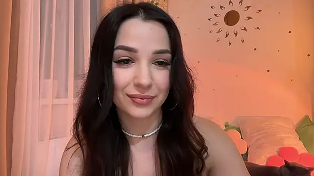 Snapshot of emilytr1xxy chatting on 04/21/26, 04:12 emilytr1xxy online show from 04/21/26, 04:12