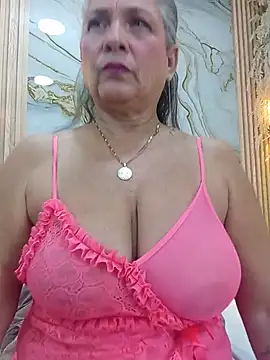 Snapshot of Misevie chatting on 07/19/26, 02:48 Misevie online show from 07/19/26, 02:48