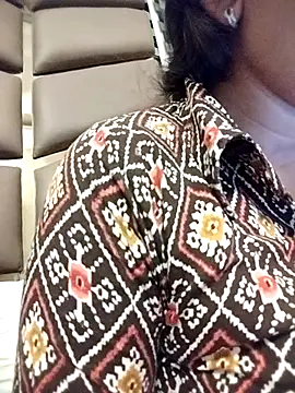 Soniya5360 online show from 04/09/26, 08:36