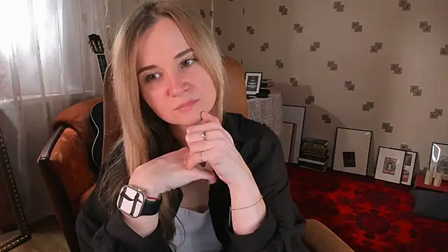 Snapshot of MiaSparkes chatting on 06/16/26, 11:24 MiaSparkes online show from 06/16/26, 11:24