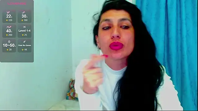 Snapshot of diosa_gil chatting on 05/09/26, 02:28 diosa gil online show from 05/09/26, 02:28