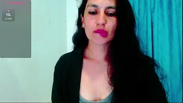 Snapshot of diosa_gil chatting on 05/12/26, 12:52 diosa gil online show from 05/12/26, 12:52