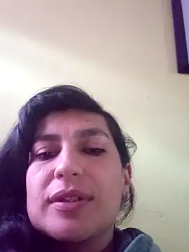 Snapshot of diosa_gil chatting on 05/18/26, 10:37 diosa gil online show from 05/18/26, 10:37