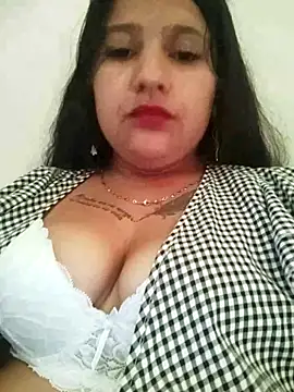 Snapshot of catalella_segura chatting on 04/16/26, 02:29 catalella segura online show from 04/16/26, 02:29