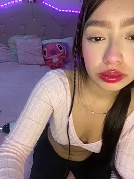 Miakittyyy online show from 05/13/26, 02:14
