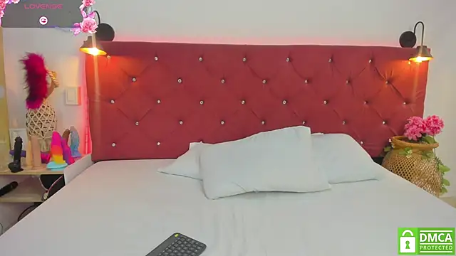 Brenda Kiss  online show from 05/13/26, 07:33