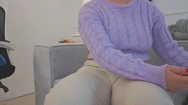 giigii hadidd online show from 07/09/26, 07:07