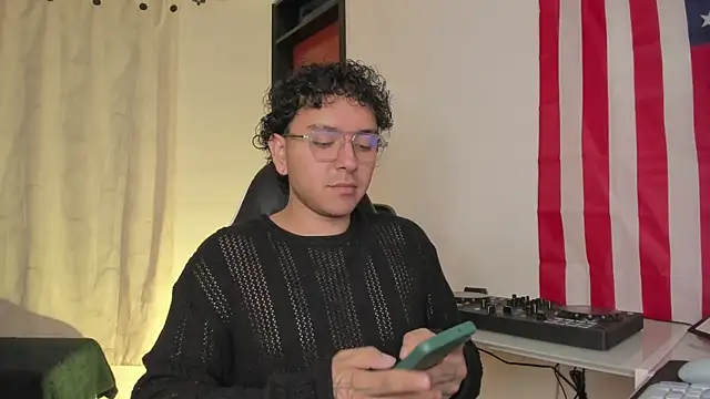 Snapshot of alexmontesco chatting on 04/29/26, 11:22 alexmontesco online show from 04/29/26, 11:22