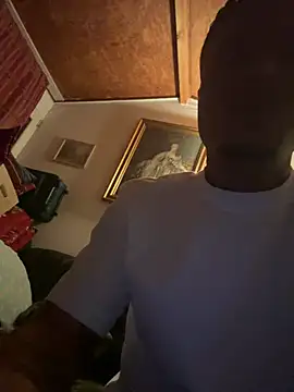 Snapshot of sexy650000 chatting on 04/10/26, 12:27 sexy650000 online show from 04/10/26, 12:27