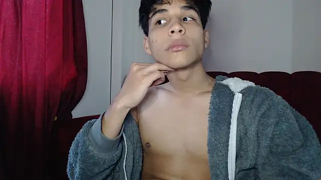 Snapshot of Marck-Pro chatting on 04/23/26, 09:17 Marck-Pro online show from 04/23/26, 09:17