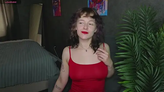 Ricki Bloom online show from 05/06/26, 09:36