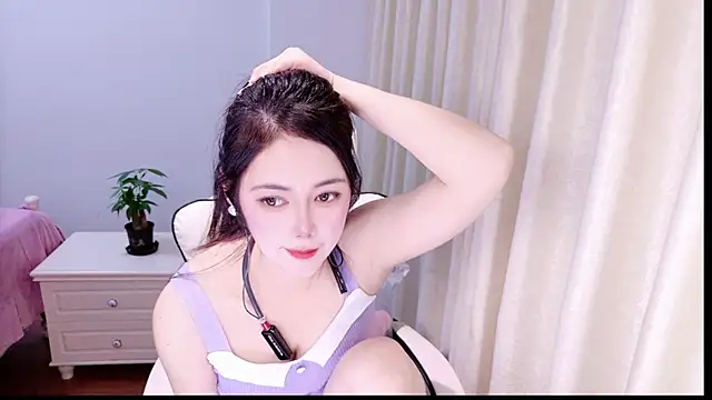 Snapshot of Sunny-cc chatting on 04/23/26, 01:57 Sunny-cc online show from 04/23/26, 01:57