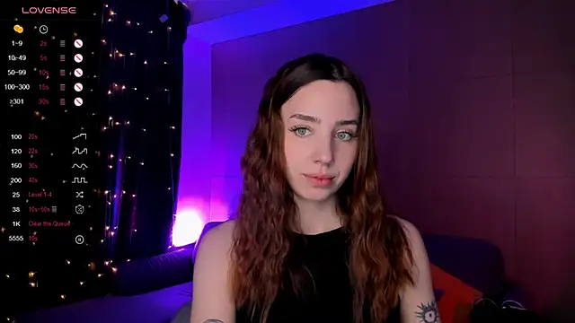 Snapshot of CharliGrace_ chatting on 04/25/26, 08:06 CharliGrace online show from 04/25/26, 08:06