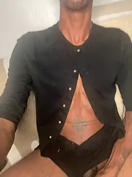 Snapshot of Mrhandsomeazz chatting on 04/11/26, 02:43 Mrhandsomeazz online show from 04/11/26, 02:43