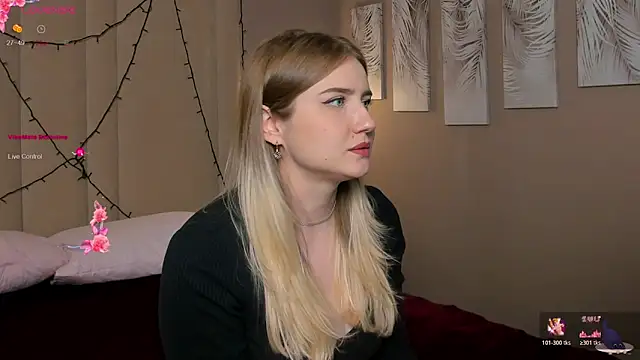 Snapshot of Liacandy_ chatting on 04/14/26, 08:53 Liacandy online show from 04/14/26, 08:53