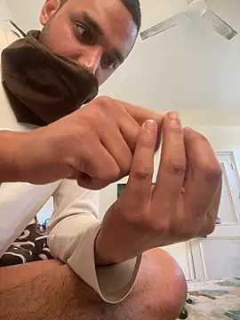 Snapshot of rathorejii chatting on 04/11/26, 07:45 rathorejii online show from 04/11/26, 07:45