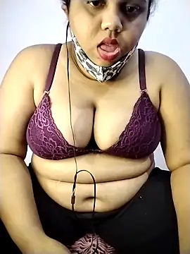 Snapshot of hotsilk21 chatting on 04/16/26, 07:31 hotsilk21 online show from 04/16/26, 07:31