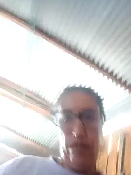 Snapshot of DulceM0609 chatting on 04/12/26, 02:00 DulceM0609 online show from 04/12/26, 02:00