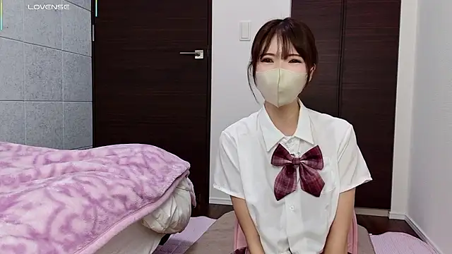 Snapshot of -Moka-1212- chatting on 04/15/26, 11:39 -Moka-1212- online show from 04/15/26, 11:39