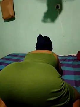 Snapshot of nisani_madusha chatting on 04/12/26, 02:55 nisani madusha online show from 04/12/26, 02:55