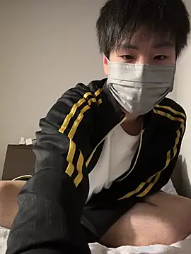 Snapshot of kurage164 chatting on 04/14/26, 11:27 kurage164 online show from 04/14/26, 11:27