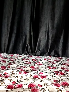 Snapshot of Aapki_Ranii chatting on 04/16/26, 04:41 Aapki Ranii online show from 04/16/26, 04:41