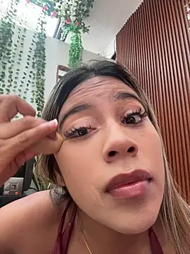 Snapshot of Kimmiebellarie chatting on 07/19/26, 01:59 Kimmiebellarie online show from 07/19/26, 01:59