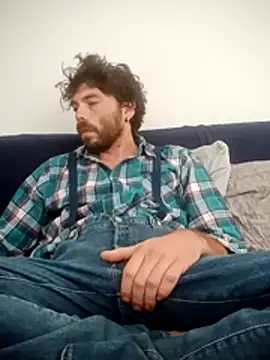 Snapshot of toyboyhumiliation chatting on 04/12/26, 09:58 toyboyhumiliation online show from 04/12/26, 09:58