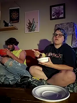 itsthatgirl online show from 05/13/26, 01:14
