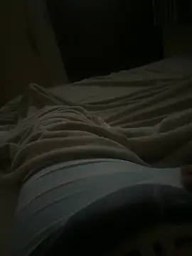 seuputo012 online show from 04/11/26, 03:33