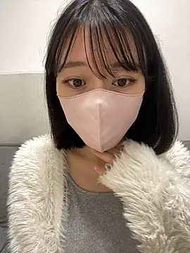 Snapshot of aoi_816 chatting on 04/24/26, 02:52 aoi 816 online show from 04/24/26, 02:52