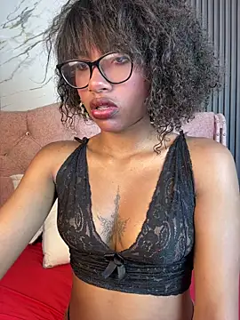 Morena-fire online show from 04/11/26, 07:18