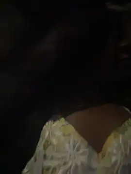 Snapshot of Pretty-pink chatting on 04/20/26, 01:47 Pretty-pink online show from 04/20/26, 01:47