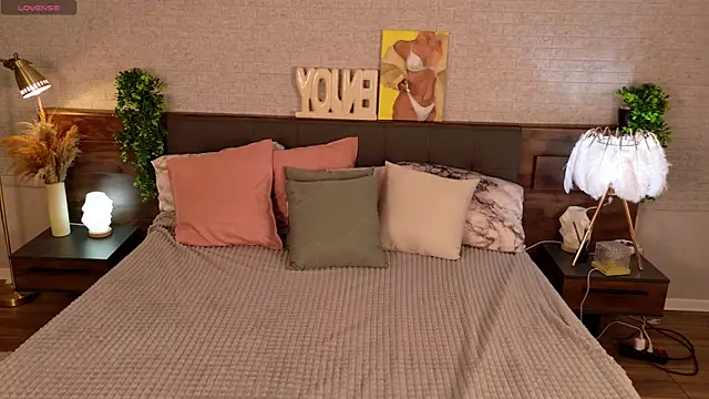 KimEvanss online show from 04/25/26, 11:35
