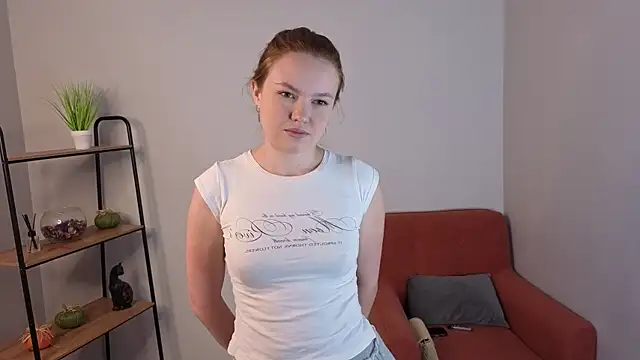 Snapshot of Kira_Lemos chatting on 06/12/26, 10:03 Kira Lemos online show from 06/12/26, 10:03