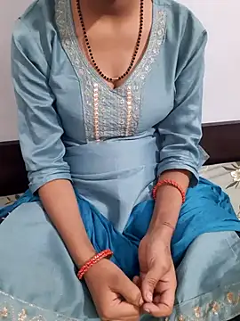 Snapshot of Sanjana_kumari chatting on 04/13/26, 04:18 Sanjana kumari online show from 04/13/26, 04:18