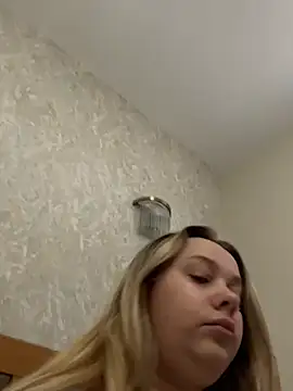 Snapshot of OliviaJadeXx chatting on 05/19/26, 07:26 OliviaJadeXx online show from 05/19/26, 07:26