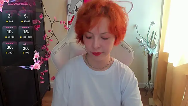 Snapshot of InfernoKitten chatting on 06/09/26, 01:17 InfernoKitten online show from 06/09/26, 01:17