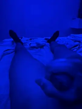 AlphaDesir online show from 04/11/26, 04:44