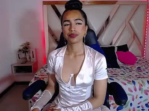 Snapshot of Miaa_ferrari1 chatting on 04/18/26, 11:36 Miaa ferrari1 online show from 04/18/26, 11:36